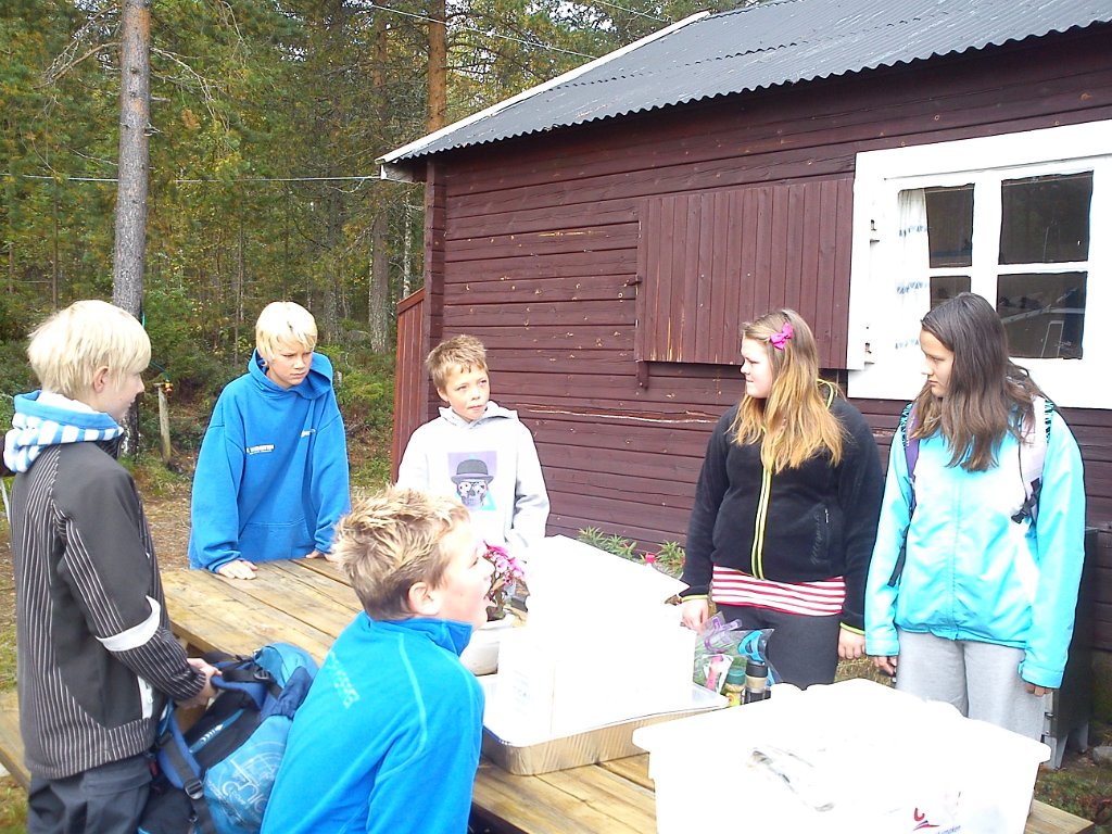 tur til sørlistua 8.trinn 004.jpg